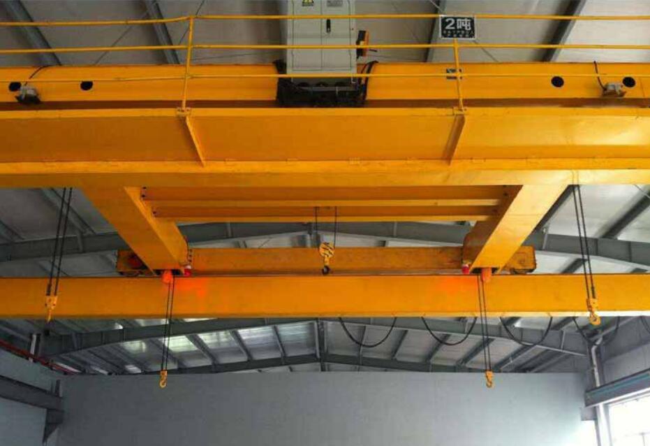 LHE型(xing)電動葫蘆雙(shuang)梁橋式起重(zhòng)機