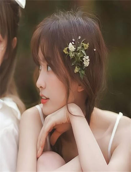 《我在瑞士教滑雪》音乐配乐解析教科书式的：音效设计与主题曲创作分析